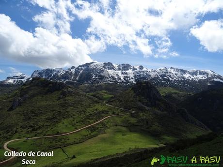 Vista del Aramo desde el Collado de la Canal Seca.
