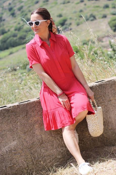 Como combinar un vestido camisero Como combinar un vestido camisero