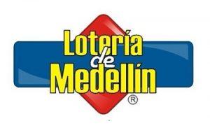 Lotería de Medellín viernes 22 de junio 2018 Sorteo 4430 Encuentra aquí todos los Resultados de la lotería de Medellín ordenados por fecha. Aquí puedes consultar los resultados de la Lotería de Medellín del Viernes 22 de junio de 2018  sorteo número 4430. El sorteo de La lotería de Medellín es el día viernes en la noche. Con un premio mayor de $12.00.000.000 millones. 6706 serie 147 El sorteo de esta noche Viernes 22 de junio 2018, reparte un premio principal mayor es de mas de 12.000 millones de pesos al ganador que acierte las cuatro cifras junto con la serie. El resto de premios los puedes comprobar aquí a continuación. Si no ganaste esta vez la proxima semana tienes otra oportunidad, el próximo sorteo de la Lotería de Medellín será el próximo viernes 29 de junio del 2018.