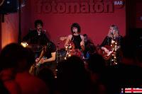 Índigo Days en Fotomatón Bar