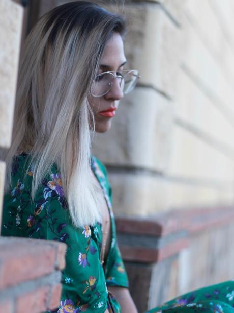 GREEN & FLORAL