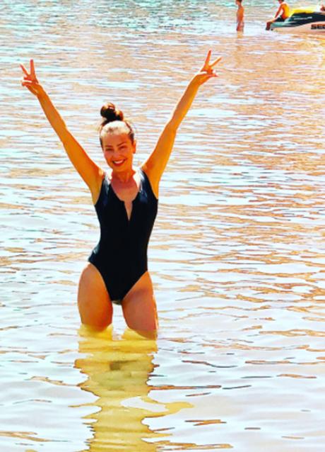 #Mexico: Thalía (@Thalia) hace alarde de su cuerpo en traje de baño y medio mundo delira #Mujeres #Belleza (FOTOS) #Mexico: Thalía (@Thalia) hace alarde de su cuerpo en traje de baño y medio mundo delira #Mujeres #Belleza (FOTOS)