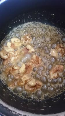 Mini cakes griegos con miel y nueces Mini cakes griegos con miel y nueces