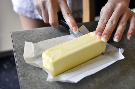 La Diferencia REAL entre la Mantequilla y la Margarina