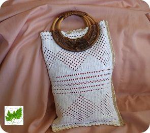 Tapetes de Ganchillo Convertidos en Bolsos