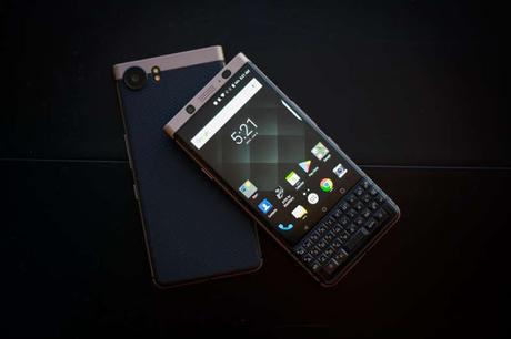 TCL presenta el BlackBerry Key2, el primer #BlackBerry con cámara doble #SmartPhone TCL presenta el BlackBerry Key2, el primer #BlackBerry con cámara doble #SmartPhone