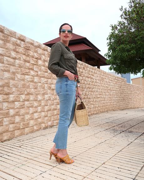 JEANS Y KHAKI