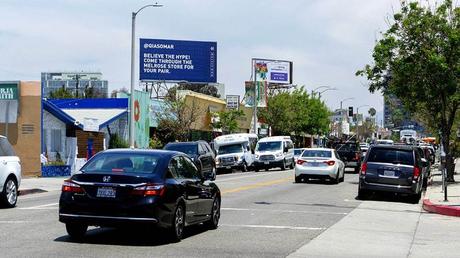 Así es como Adidas sorprendió a algunos influencers estadounidenses con vallas publicitarias personalizadas