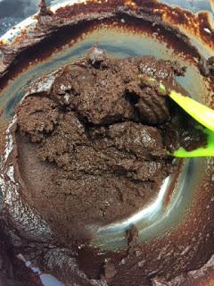 TRUFAS DE CHOCOLATE TRUFAS DE CHOCOLATE