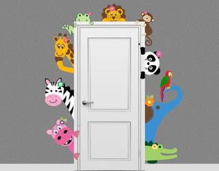 13 Hermosas ideas de cómo decorar puertas de forma espectacular