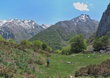 Valdepino y Traviesa de la Jastia desde Angón