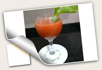COCTEL DE TOMATE Y APIO COCTEL DE TOMATE Y APIO
