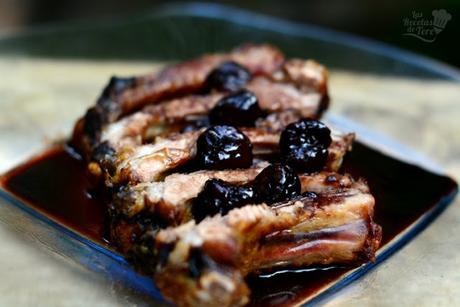 Costillas de cerdo con salsa de picotas y vino moscatel 01