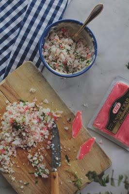 Conos salados de palitos de surimi ( snow crab )