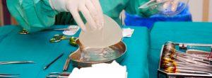 Efectos secundarios de la cirugía de implantes mamarios