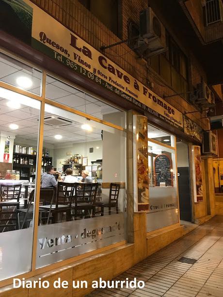 Un caldero en la isla de Tabarca y otras aventuras alicantinas