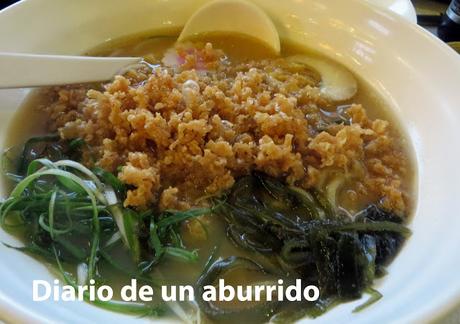 Sobreviviendo horno madrileño. exposición Escher restaurante 