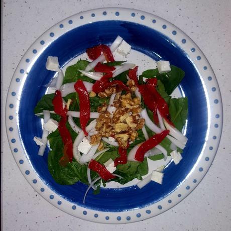 Siete ensaladas ricas para comer más sano este verano.