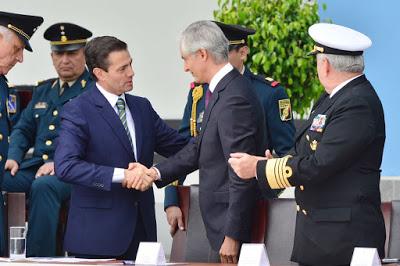 DA A CONOCER ALFREDO DEL MAZO MEDIDAS PARA MEJORAR  SEGURIDAD Y EVITAR ACCIDENTES EN ELABORACIÓN DE PIROTECNIA EN TULTEPEC