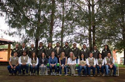 INTERCAMBIAN CONOCIMIENTOS EN MATERIA DE MANEJO Y CUIDADO DE ESPECIES PROTEGIDAS.