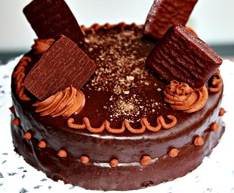 PASTEL DE CHOCOLATE Y REMOLACHA {CON THERMOMIX} PASTEL DE CHOCOLATE Y REMOLACHA {CON THERMOMIX}