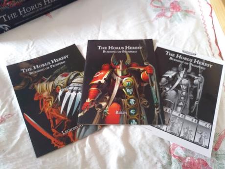 Foto-unbox de la caja Burning of Prospero