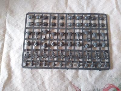 Foto-unbox de la caja Burning of Prospero