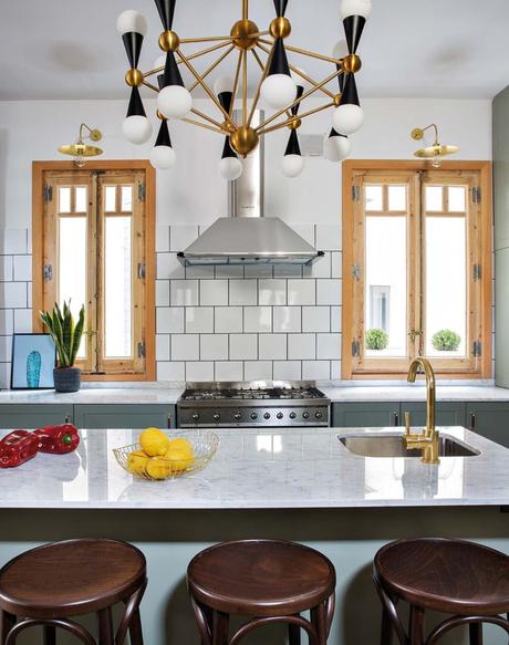 Una vivienda de 100 años renovada con un diseño moderno Una vivienda de 100 años renovada con un diseño moderno