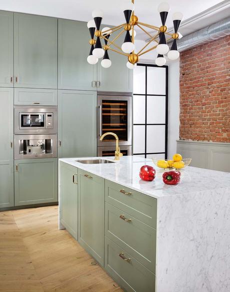 Una vivienda de 100 años renovada con un diseño moderno Una vivienda de 100 años renovada con un diseño moderno