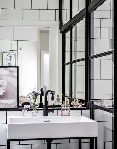 Una vivienda de 100 años renovada con un diseño moderno Una vivienda de 100 años renovada con un diseño moderno