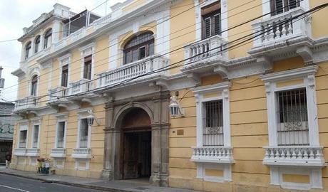 La Niña de Guatemala, más allá de una joven enamorada La Niña de Guatemala, más allá de una joven enamorada