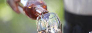 ¿Beber alcohol provocará un ataque de cálculos biliares?
