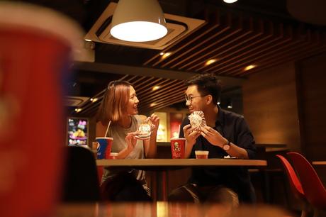 Envoltorios comestibles: la idea de KFC que puede reducir los residuos en sus restaurantes Envoltorios comestibles: la idea de KFC que puede reducir los residuos en sus restaurantes