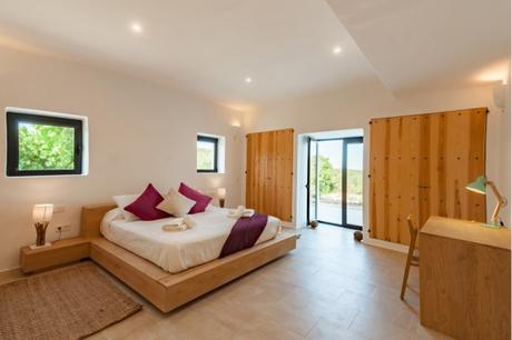 villa vacaciones ibiza villa alquiler ibiza estilo mediterráneo decoración mediterránea decoración ibiza decoración blanco madera   