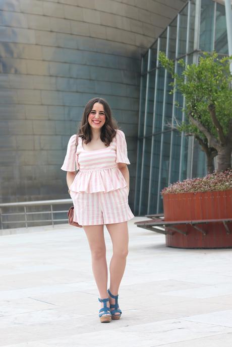 Verano con conjunto rosa de Zara Verano con conjunto rosa de Zara