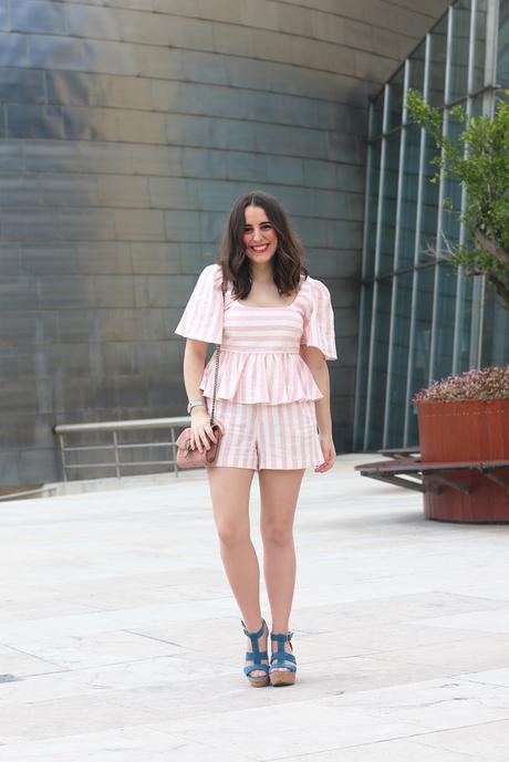 Verano con conjunto rosa de Zara Verano con conjunto rosa de Zara