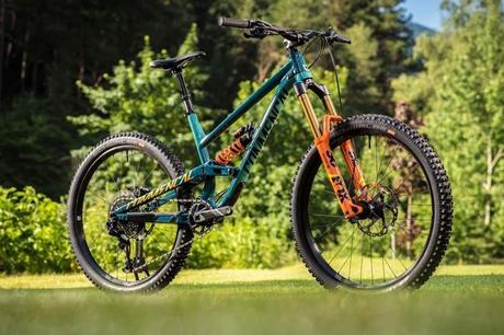 Nueva Commencal Clash