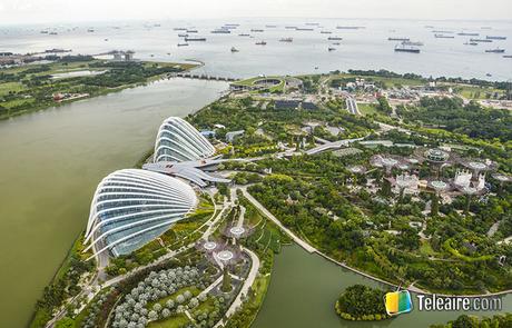 Panorámica aérea de Gardens by The Bay en Singapur Panorámica aérea de Gardens by The Bay en Singapur