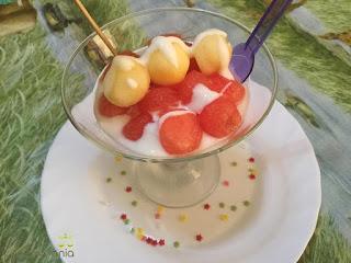 POSTRE DE SANDÍA, MELÓN Y YOGUR