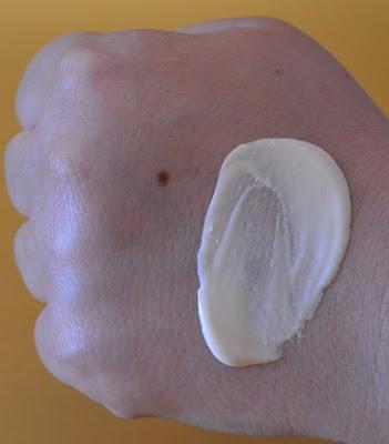 “Sun Sensi” – la línea solar de PAYOT