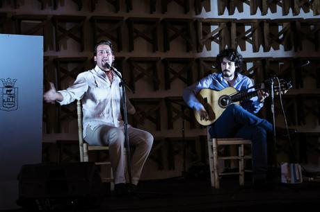 Palo, plato y compás en el Festival de la Mistela de Los Palacios Palo, plato y compás en el Festival de la Mistela de Los Palacios