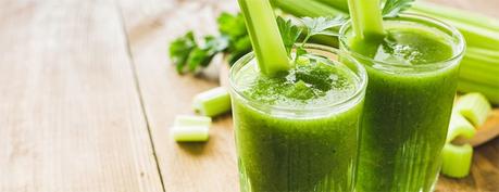 Jugo para bajar de peso de apio 