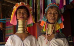 Las 10 tribus más sorprendentes del mundo