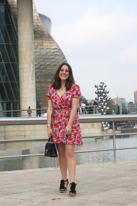 Vestido rosa de flores para verano