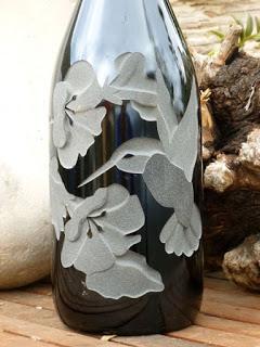 Aprende cómo hacer un hermoso grabado en vidrio paso por paso