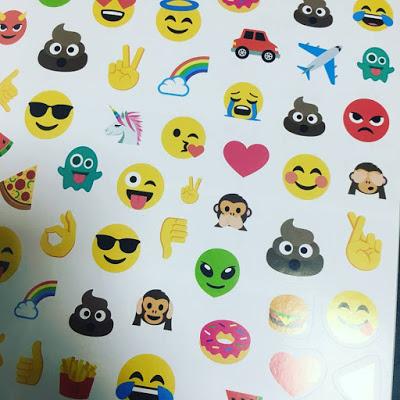 Que estás leyendo.- Emojimanía. Sello editorial Picarona Que estás leyendo.- Emojimanía. Sello editorial Picarona