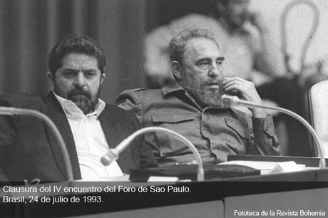 Fidel Castro junto a Luiz Inacio Lula Da Silva en la clausura del IV encuentro del Foro de Sao Paulo, La Habana, 24 de julio de 1993. Foto: Revista Bohemia / Sitio Fidel Soldado de las Ideas.