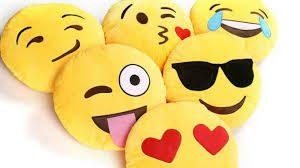 Emoticones y emojis una nueva forma de comunicacion