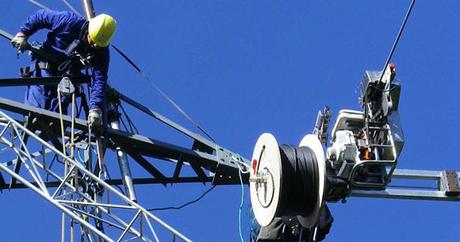 AZTECA, OPERADOR DE LA RDNFO, DEJARÍA EL PERU POR BAJA RENTABILIDAD