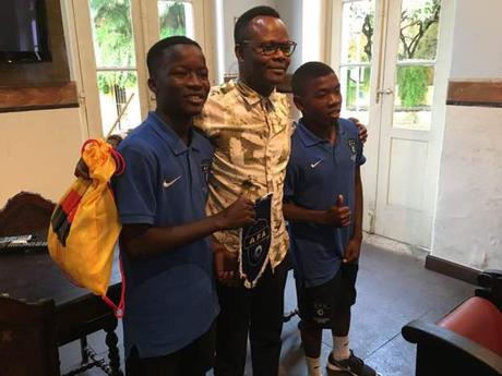 Visita a la casa cultural de Angola en Salvador de Bahía (Brasil)